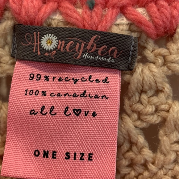 Crocheted long cardigan dress with flowers - Picture 13 of 16